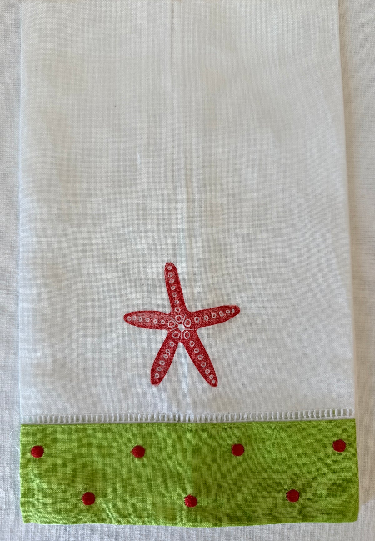 Hand-Printed Coastal Christmas Linen Set | Starfish Cocktail Napkins & Guest Towels